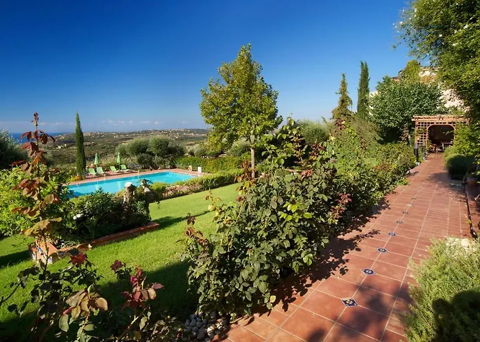 Felix * Мусата