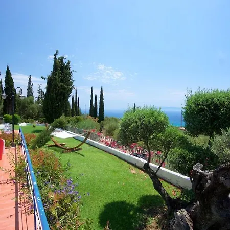 Appartamento Felix Mousata