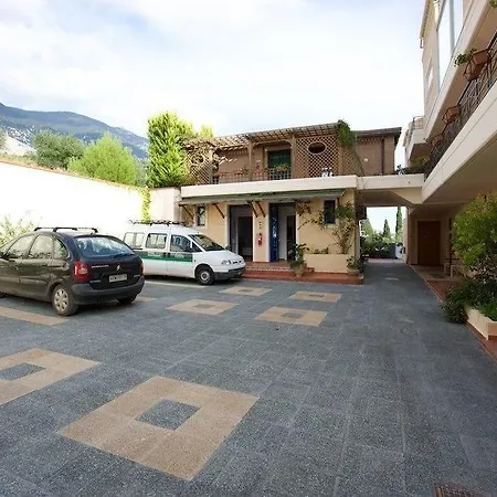 Felix Apartment *