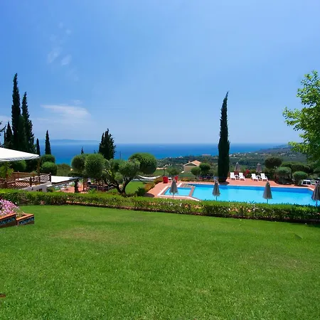 Felix Appartamento Mousata